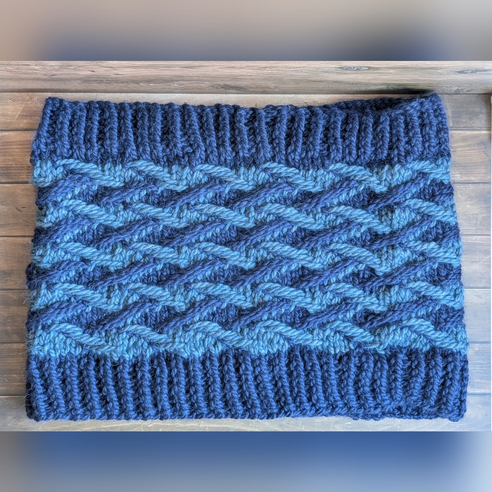 NWT Wavy Faux Cable Cowl – Handknit in Baby Alpaca / Merino / Silk Blend Yarn - Picture 4 of 5